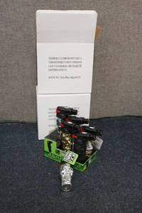 lot 94 image: 2 cases of XXL SKULL TORCHES 12 tor...
