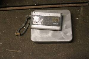 lot 119 image: OHAUS scale...