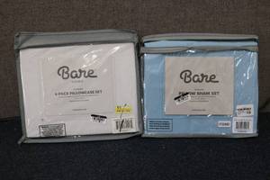lot 131 image: 2 Bare brand pillow case sets...