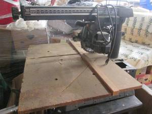 lot 181 image: Radial arm saw and more...