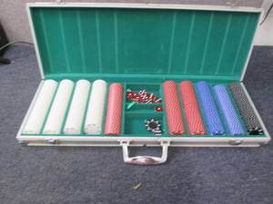 lot 188 image: Poker chips in a case...