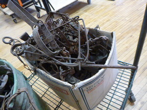 lot 12 image: Box of Animal Traps