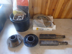 lot 31 image: AutomotiveGarage Items