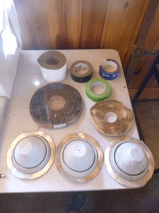 lot 53 image: Garage Items