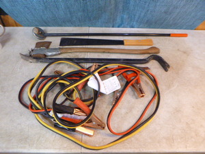 lot 115 image: Garage Items