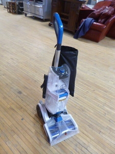 lot 121 image: Hoover Smart Wash and Automatic Carpet Cleaner