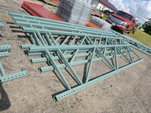 lot 5 image: 5 Pallet Racking 18 Frames