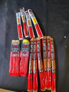 lot 47 image: R4 - Assorted Beef Jerky and Sticks Collection