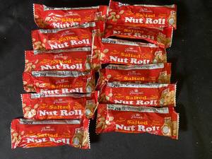 lot 96 image: C5 - Set of 10 Pearsons Salted Nut Rolls with Peanuts