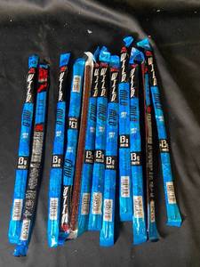 lot 170 image: B5 - Collection of Jack Links Wild Beef Sticks - 10 Pack