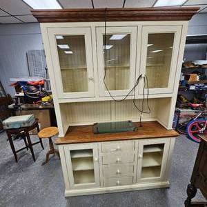 lot 18 image: Very Nice, Like New Shaker Dish Cabinet and Display Top