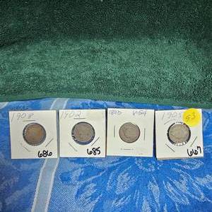 lot 53 image: (4) V Nickels in Cards