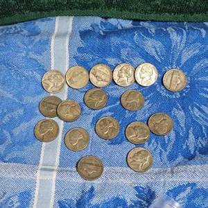 lot 75 image: (17) Silver War Nickels