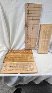lot 26 image: Cribbage Board Lot, Beautiful Condition