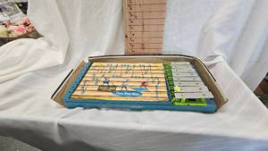 lot 35 image: Three Blind Mice Xylophone Vintage