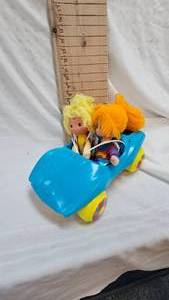 lot 157 image: Rainbow Brite and Canary Yellow Rainbow Brite Car