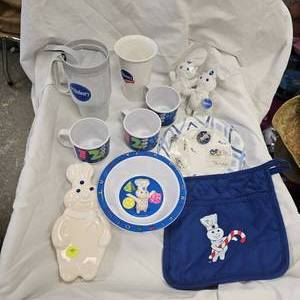 lot 85 image: Pilsbury Lot, Spoon Rests, Bowls, Cup, Hot Pads and Travel Mugs
