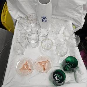 lot 115 image: Fostoria Versailles three footed Candlesticks(2), wine glasses and set of green stemless glasses