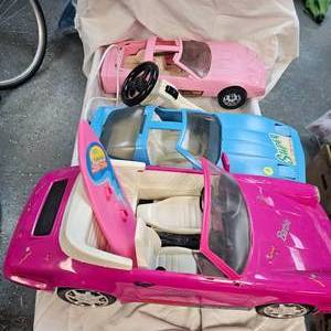 lot 119 image: 1992 Mattel Barbie Porsche 911, Barbie Super Corevette and Barbie Corvette