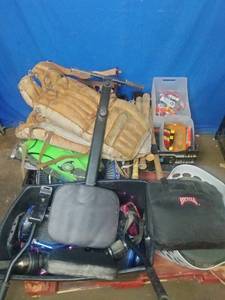lot 37 image: Pallet Lot of Miscellaneous Items