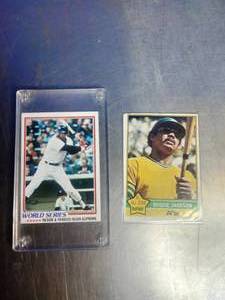 lot 58 image: Reggie Jackson Trading Cards in Sleeves
