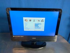 lot 12 image: Vizio VA19L HDTV10T