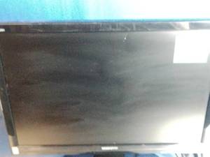 lot 13 image: 22 HannSpree Monitor