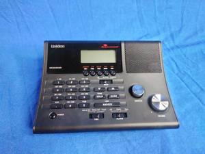 lot 89 image: Uniden 500-Channnel Analog Desktop Scanner