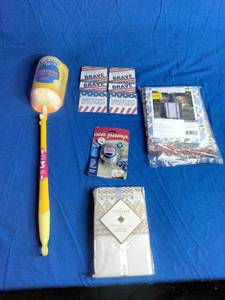 lot 90 image: Lot of Household Items