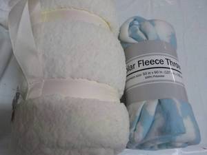 lot 19 image: 2 Throws...