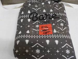 lot 39 image: Bare Home King Size Sheet Set...