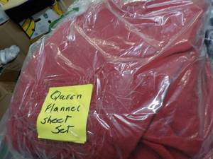 lot 42 image: Bare Home Queen Flannel Sheet Set...