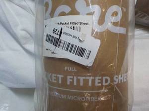 lot 43 image: Bare Home Full Size 22 Pocket Fitt...
