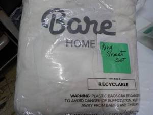 lot 46 image: Bare Home King Sheet Set...