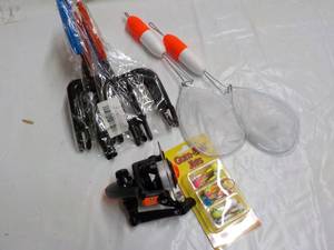 lot 102 image: Fishing Products...