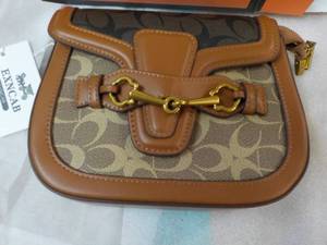 lot 163 image: Exncab New Purse 8 x 7 x 3...
