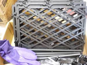 lot 171 image: 8 Panels, Decorative Fencing with G...
