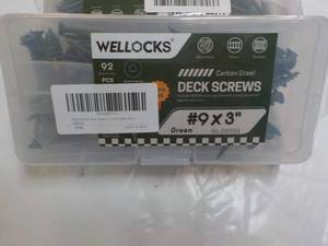 lot 198 image: WellLocks Deck Screws Green 9 x 3 ...