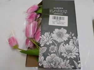 lot 200 image: Garden Artificial Flowers...