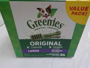 lot 207 image: Greenies 24 Pack dog Dental Treats...