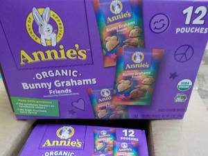 lot 212 image: 4 Boxes Annies Organic Bunny Graha...
