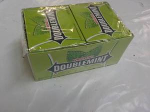 lot 225 image: Doublemint 150 Sticks Gum...