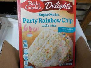lot 247 image: 6 Betty Crocker Delights Rainbow Ch...