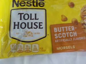 lot 256 image: 4 Bags Nestle Butterscotch Morsels ...