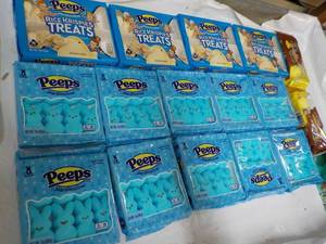 lot 267 image: Variety of Peeps...