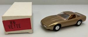 lot 4 image: 1986 Corvette Promo Car (NIB)