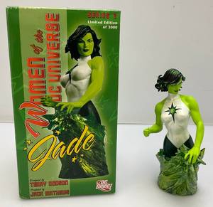 lot 24 image: DC Direct Limited Edition 04743000 Women Of The DC Universe JADE Figurine (NIB)