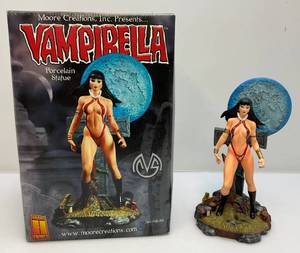 lot 35 image: Harris Comics VAMPIRELLA Limited Edition 10445000 Porcelain Collectors Statue