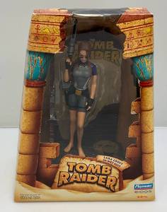 lot 36 image: Vintage Playmates Lara Croft In Wet Suit TOMB RAIDER (NIB)