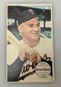 lot 75 image: 1964 Topps #38 Harmon Killebrew In Plastic Sleeve